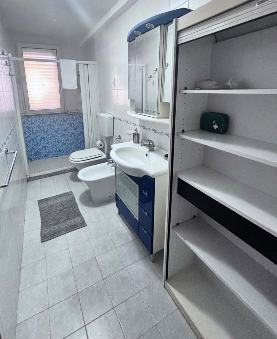 Acquamarina House Marina Di Ragusa Eksteriør billede